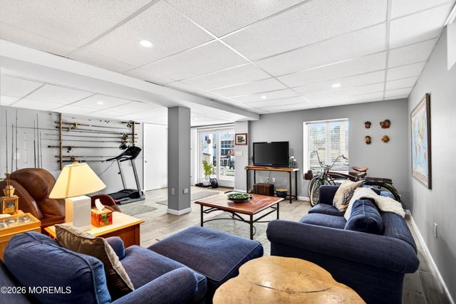 20 Edgewater Drive, Tuckerton, NJ 08087