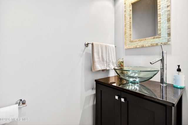 20 Edgewater Drive, Tuckerton, NJ 08087