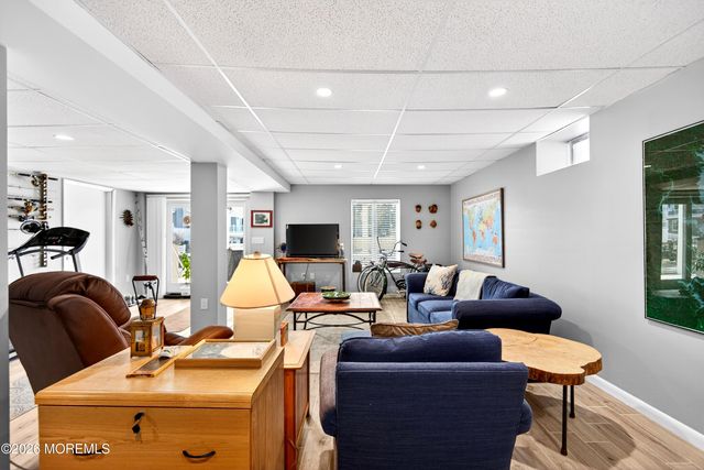 20 Edgewater Drive, Tuckerton, NJ 08087