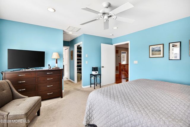 20 Edgewater Drive, Tuckerton, NJ 08087