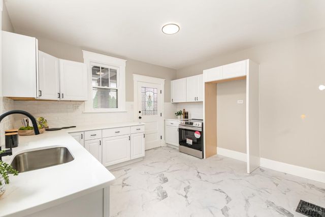 2905 Daytona Avenue, Cincinnati, OH 45211