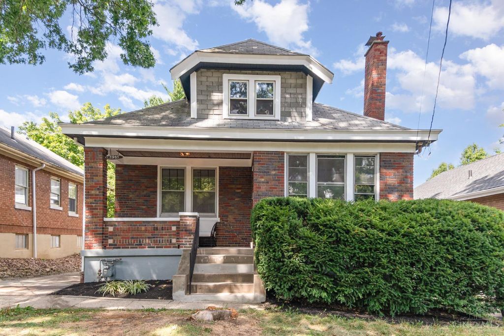 2905 Daytona Avenue, Cincinnati, OH 45211
