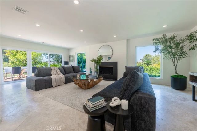 3643 Ballina Canyon Road, Encino, CA 91436