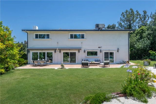 3643 Ballina Canyon Road, Encino, CA 91436