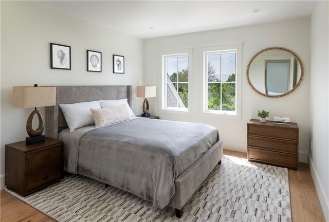 2040 East Main Road, Portsmouth, RI 02871