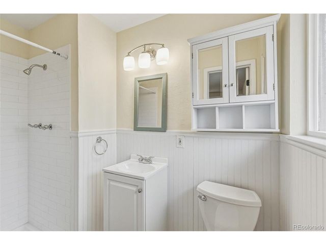 8185 Sunset Dr, Lakewood, CO 80214