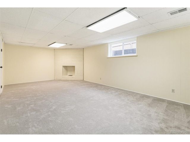 8185 Sunset Dr, Lakewood, CO 80214