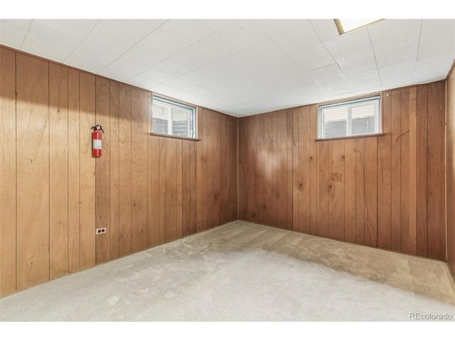 8185 Sunset Dr, Lakewood, CO 80214