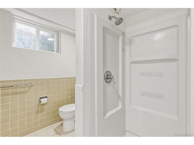 8185 Sunset Dr, Lakewood, CO 80214