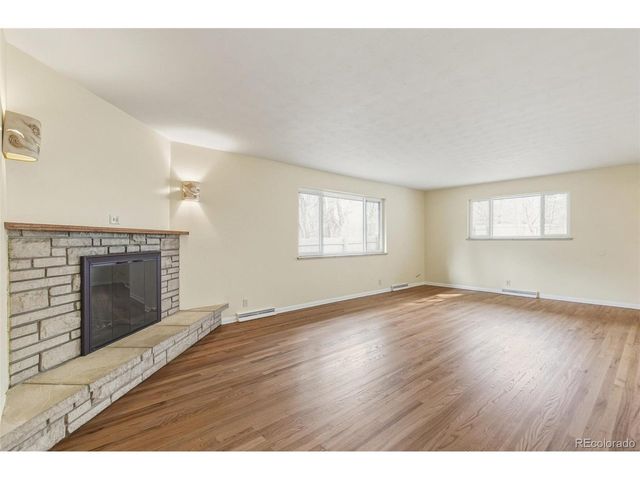 8185 Sunset Dr, Lakewood, CO 80214