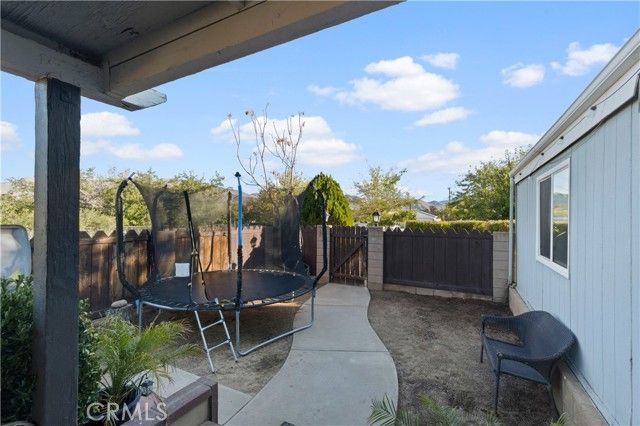 19078 Monterey, Hesperia, CA 92345