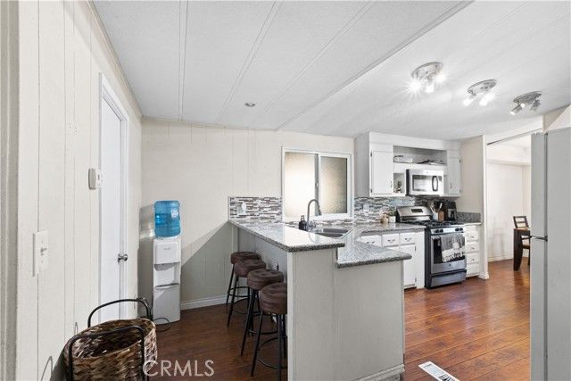 19078 Monterey, Hesperia, CA 92345