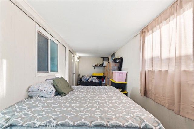 19078 Monterey, Hesperia, CA 92345