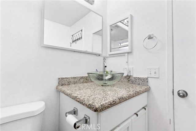 19078 Monterey, Hesperia, CA 92345