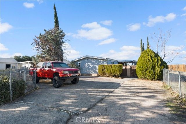 19078 Monterey, Hesperia, CA 92345