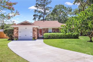 10 Wyckfield Court, Savannah, GA 31410