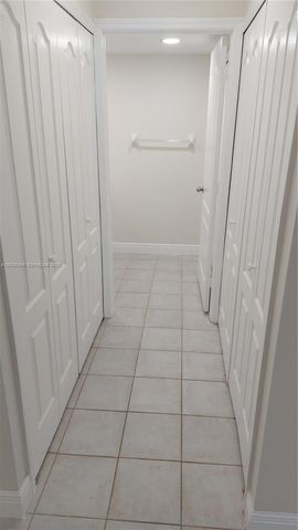 7083 SW 158th Ct 0, Miami, FL 33193