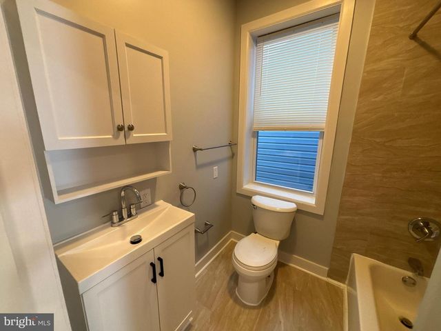 1718 N DOVER ST, Philadelphia, PA 19121
