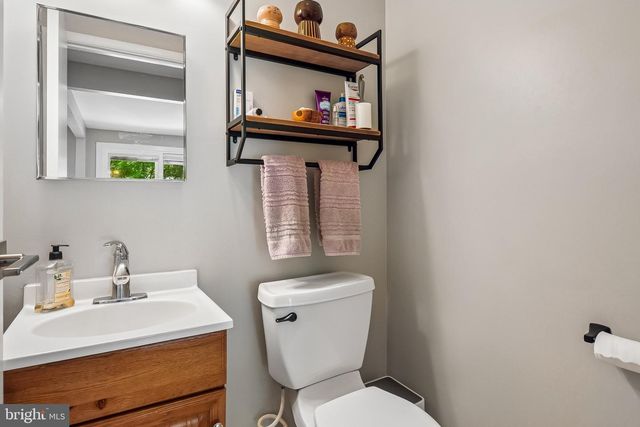 16720 SIOUX LN, Gaithersburg, MD 20878