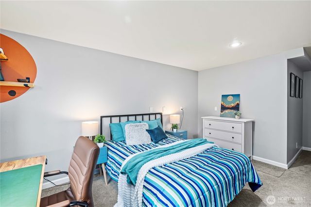 5503 E Collins Road, Port Orchard, WA 98366