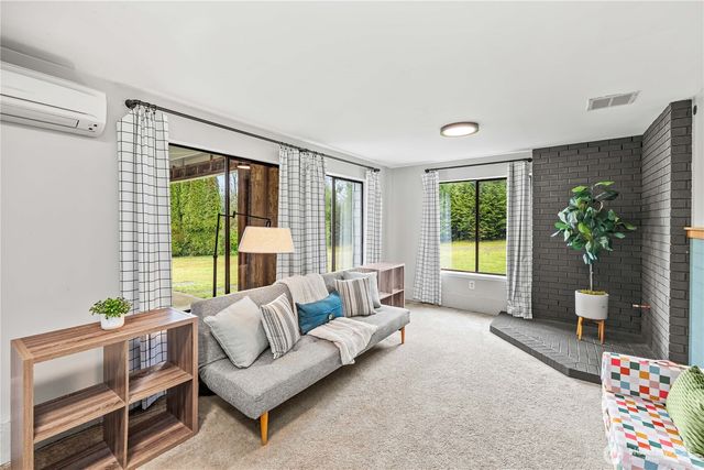 5503 E Collins Road, Port Orchard, WA 98366