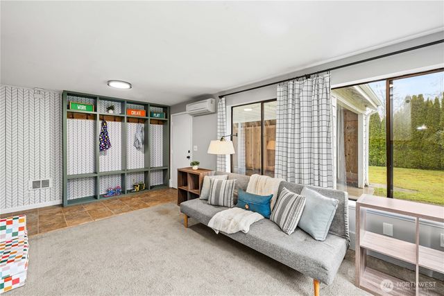 5503 E Collins Road, Port Orchard, WA 98366