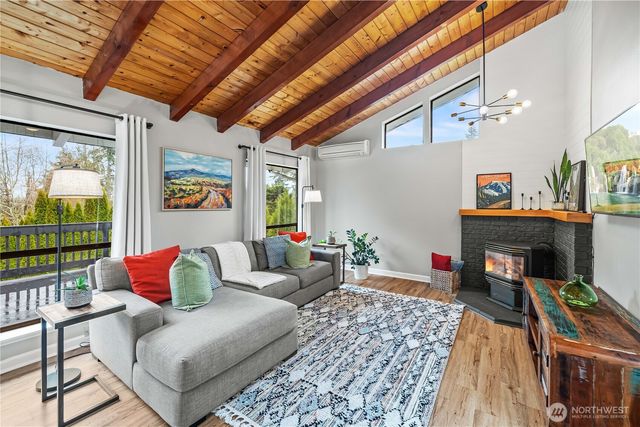 5503 E Collins Road, Port Orchard, WA 98366