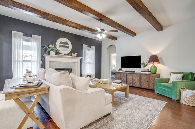 11945 Yarmouth Lane, Fort Worth, TX 76108