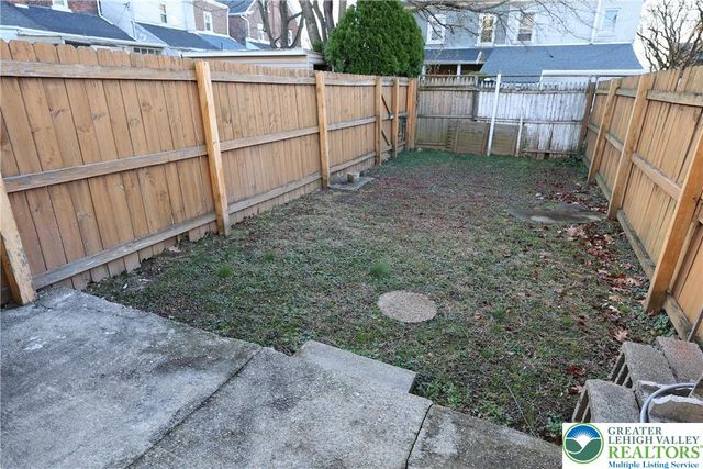 113 West Frankford Street, Bethlehem City, PA 18018