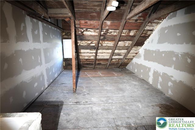 113 West Frankford Street, Bethlehem City, PA 18018