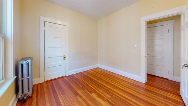 19 Nightingale St, Boston, MA 02124