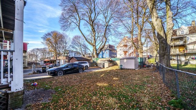 19 Nightingale St, Boston, MA 02124