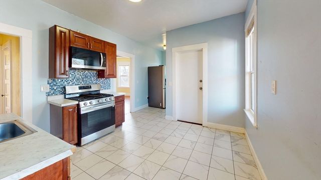 19 Nightingale St, Boston, MA 02124