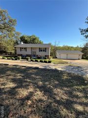 130 Alferman Lake Road, Washington, MO 63090