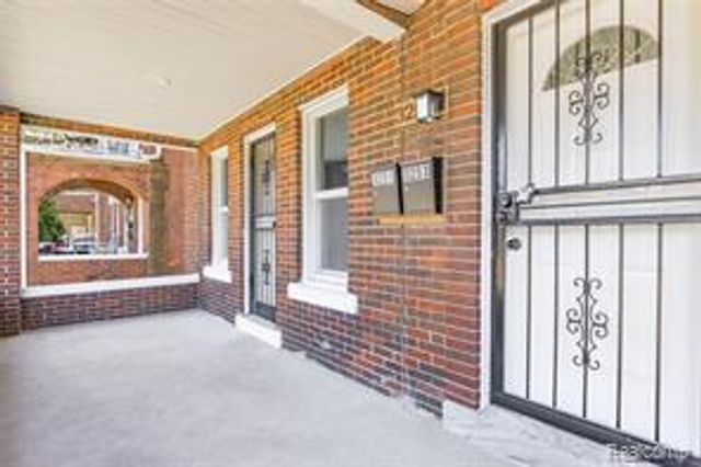 3251 Calvert Street, Detroit, MI 48206