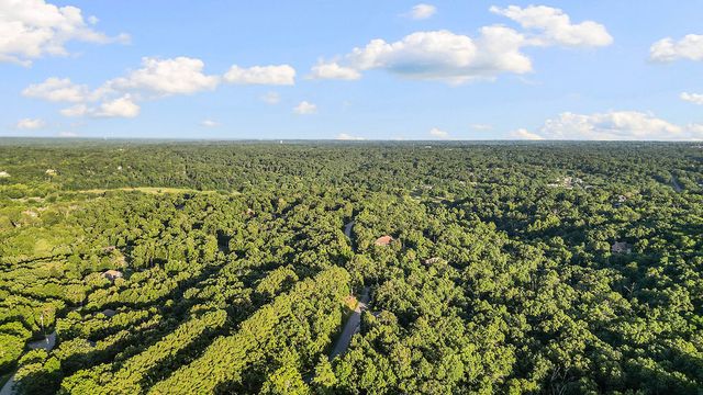Halladale Lane, Bella Vista, AR 72715