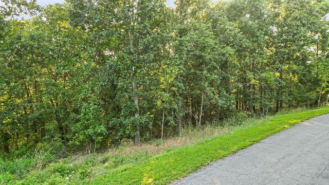 Halladale Lane, Bella Vista, AR 72715