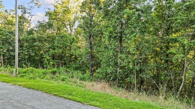 Halladale Lane, Bella Vista, AR 72715