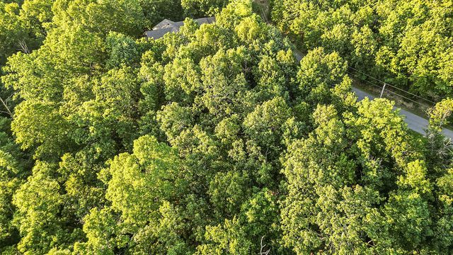 Halladale Lane, Bella Vista, AR 72715