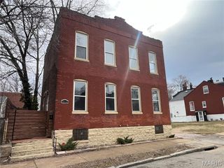 2812 Nebraska Avenue, St Louis, MO 63118