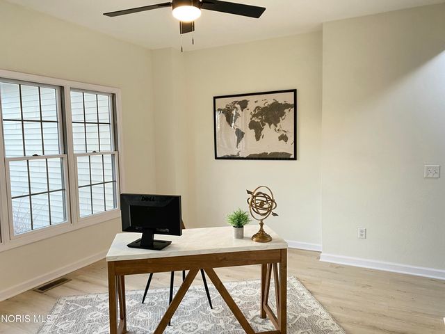 26618 Woodmont Drive, Perrysburg, OH 43551