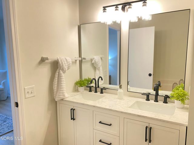 26618 Woodmont Drive, Perrysburg, OH 43551