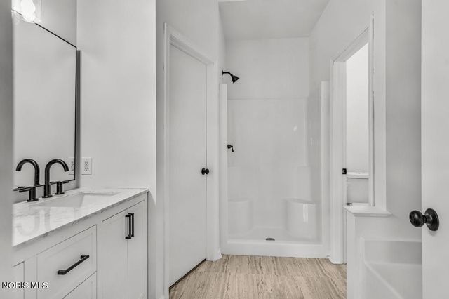 26618 Woodmont Drive, Perrysburg, OH 43551