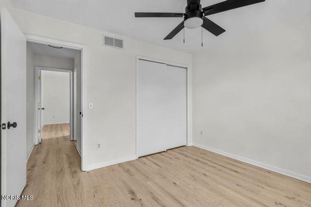 26618 Woodmont Drive, Perrysburg, OH 43551