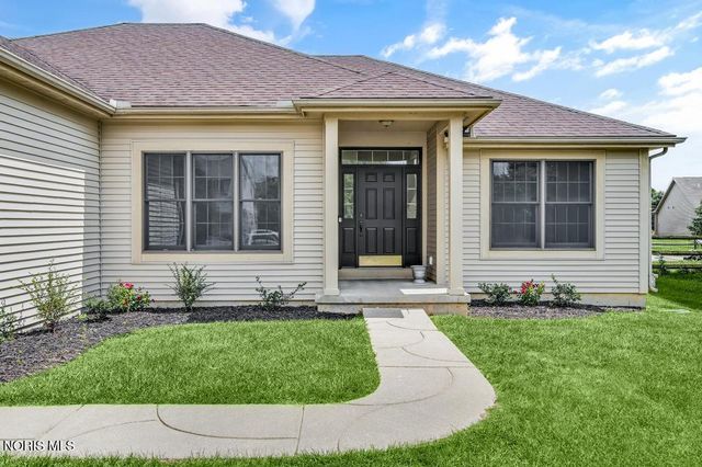 26618 Woodmont Drive, Perrysburg, OH 43551