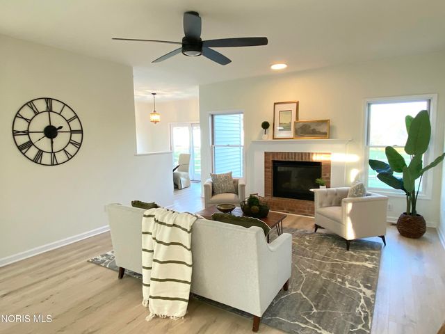 26618 Woodmont Drive, Perrysburg, OH 43551