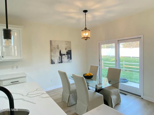 26618 Woodmont Drive, Perrysburg, OH 43551