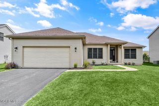 26618 Woodmont Drive, Perrysburg, OH 43551