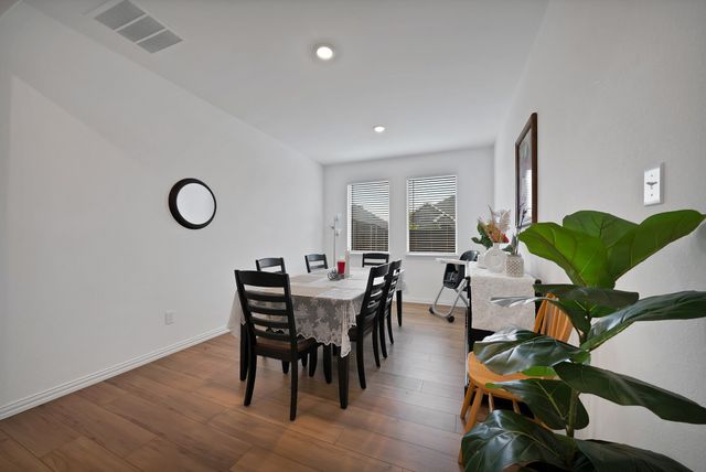 1828 Memorable Moment Drive, Crandall, TX 75114