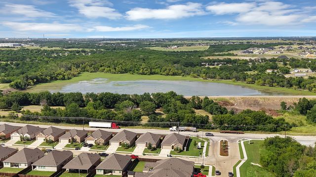 1828 Memorable Moment Drive, Crandall, TX 75114